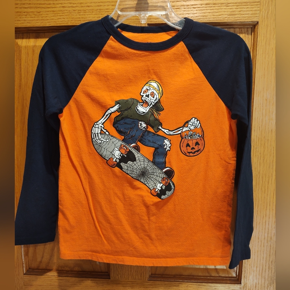 GAP Youth Orange and Navy Long Sleeve Halloween Skeleton Zombie Skateboarder Tee